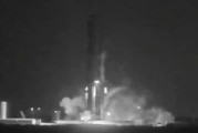 SpaceX升级版“星舰”火箭助推器在测试过程中爆炸，具体原因尚未确定
